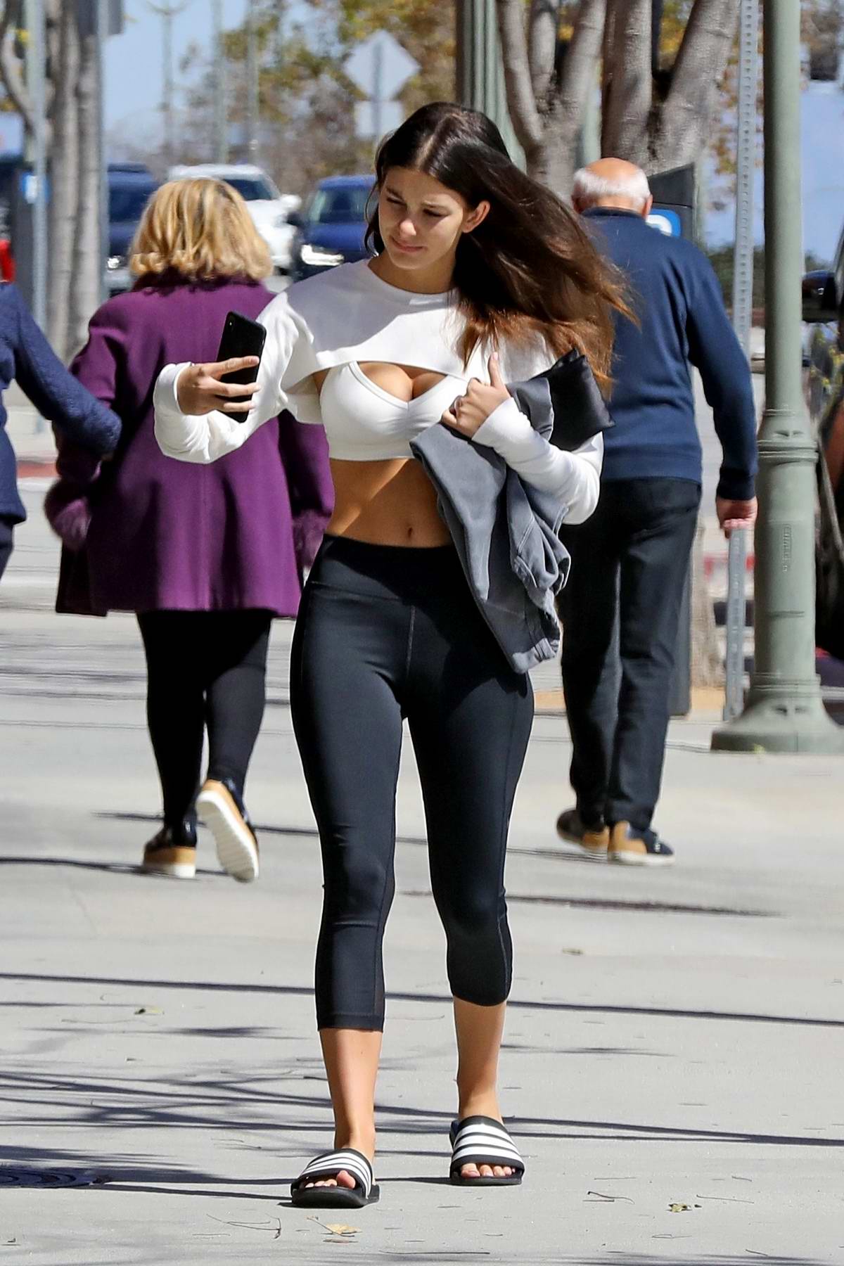 Camila Morrone Flaunts Her Toned Abs While Taking A Few Selfies As She 2569