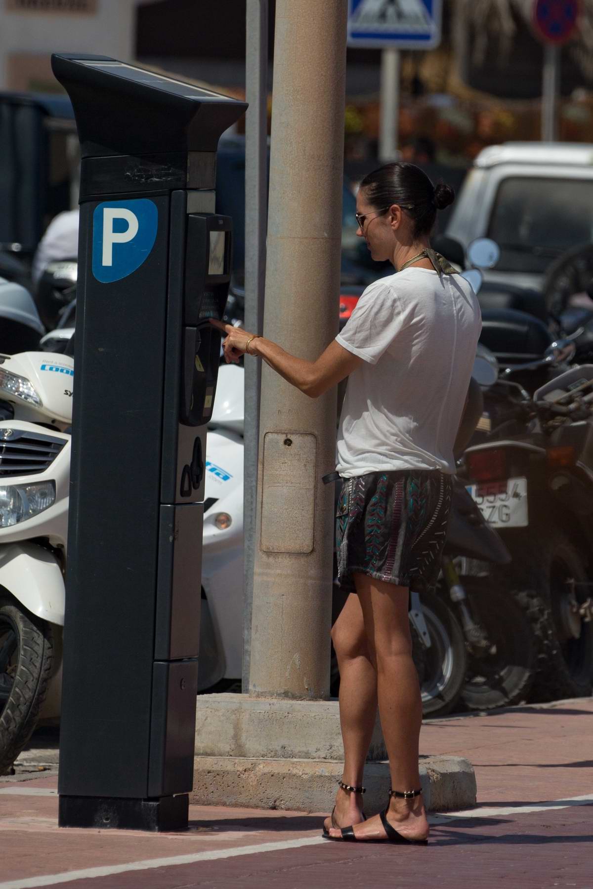 Jennifer Connelly Summer Street Style - Formentera, Spain 08/17