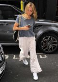 Sienna Miller arriving at the Apollo Theatre in London