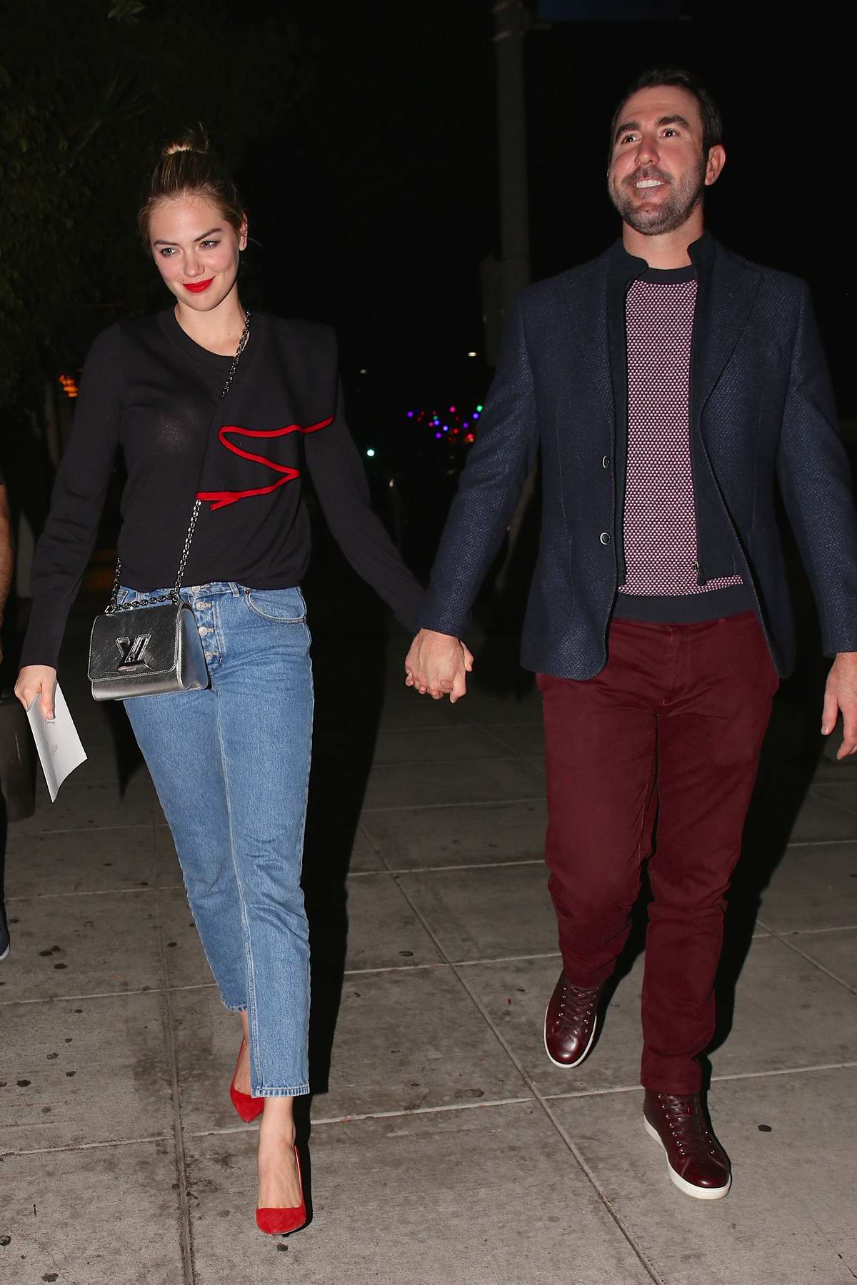 kate upton and husband justin verlander enjoy a double date with friends in  beverly hills-151117_5