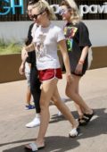 Miley Cyrus spotted out with Liam Hemsworth in Queensland, Australia