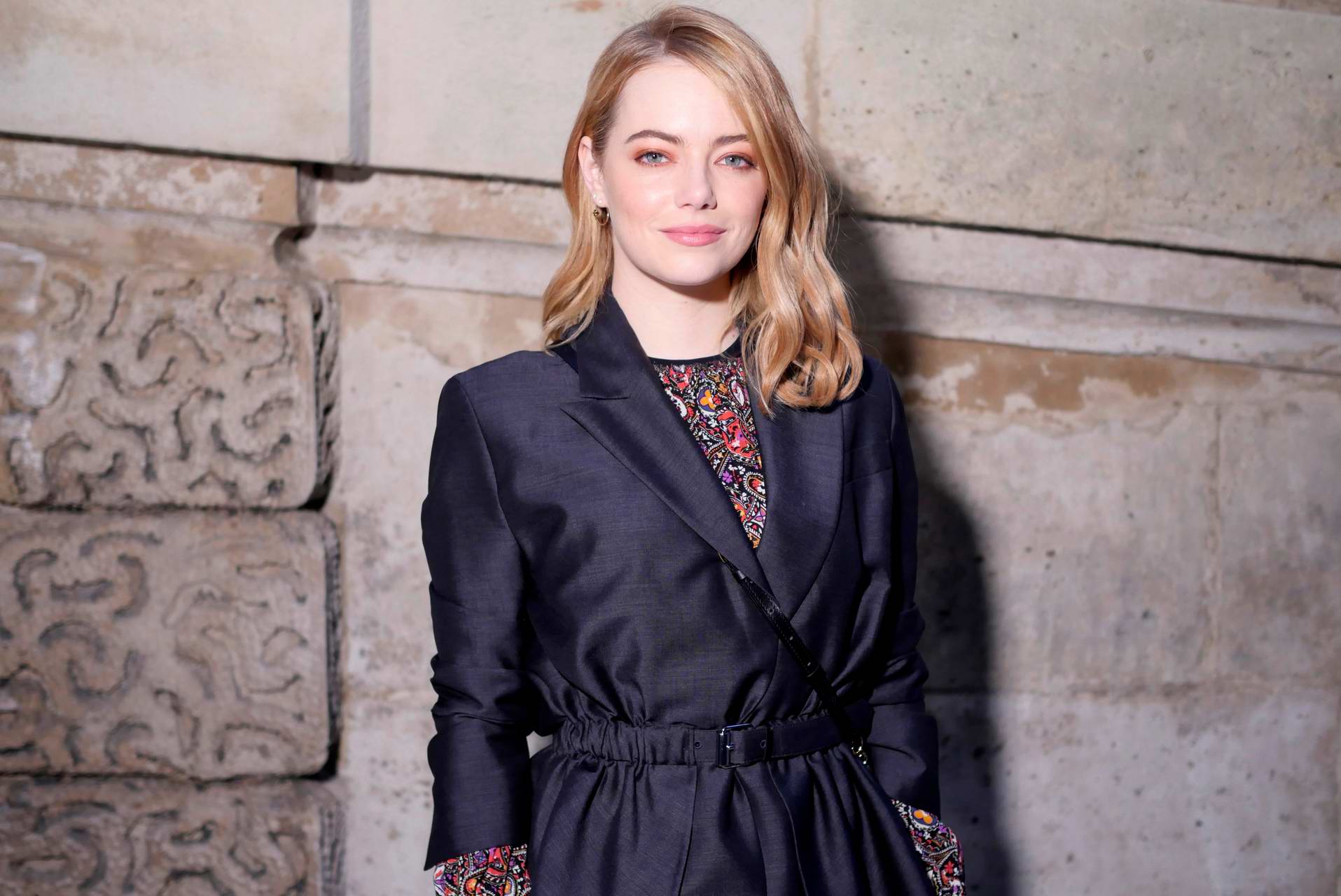 emma stone attends louis vuitton show, fall winter 2018 during paris  fashion week, france-060318_1