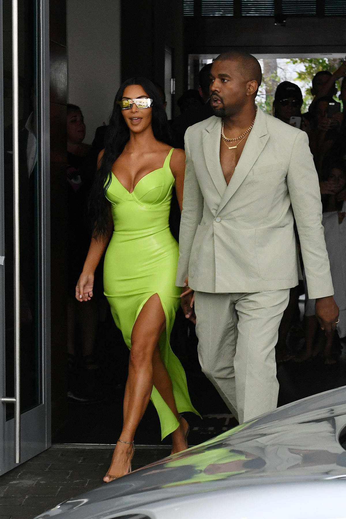 Kim Kardashian & Kanye West Step Out in Style for 2 Chainz's Wedding in  Miami: Photo 4130738, Kanye West, Kim Kardashian Photos