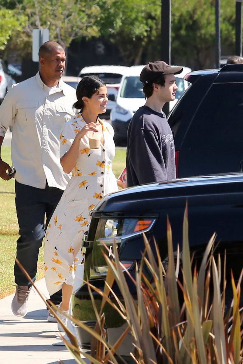 WornOnTV: Selena Gomez's floral dress and LV slippers on Selena +