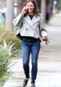 Jennifer Garner cannot stop smiling while chatting on her phone while out in Los Angeles