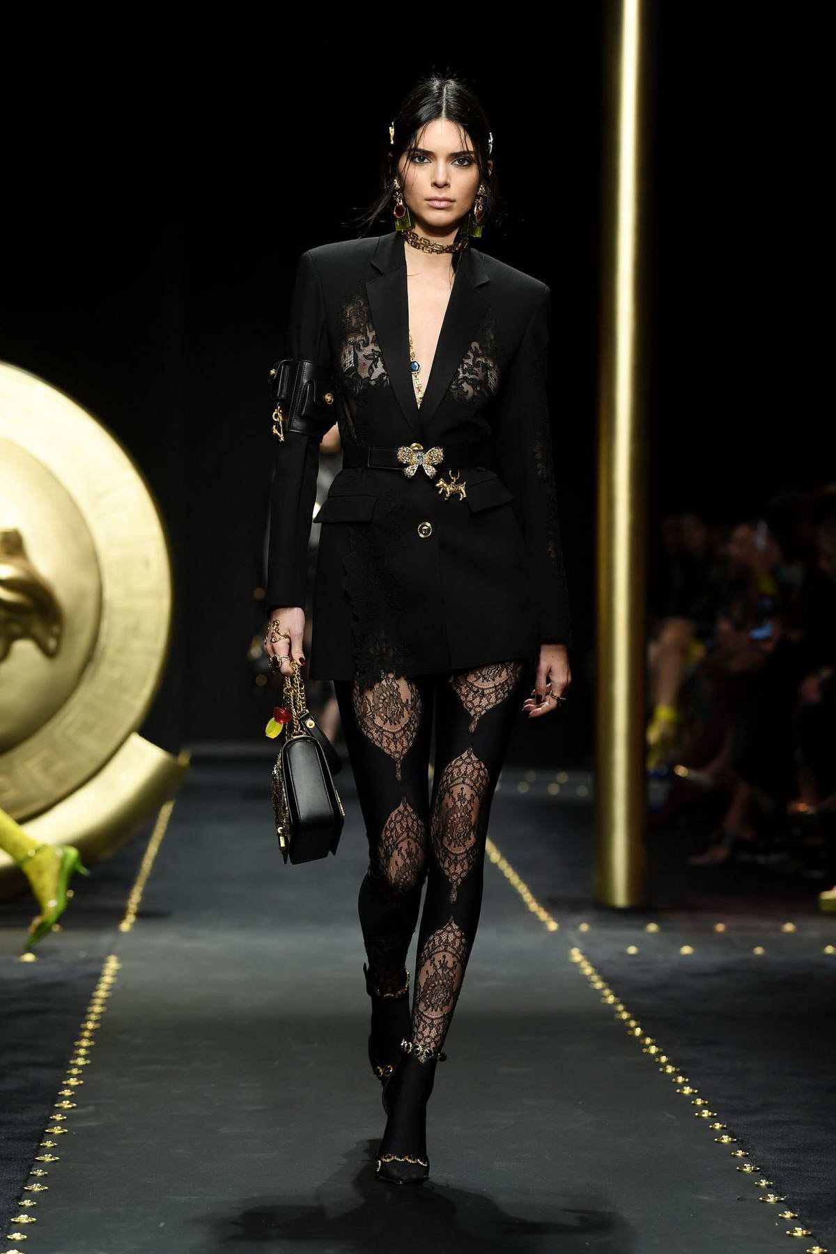 kendall jenner walks the runway at the versace show during milan fashion  week, spring-summer 2020 in milan, italy-200919_6