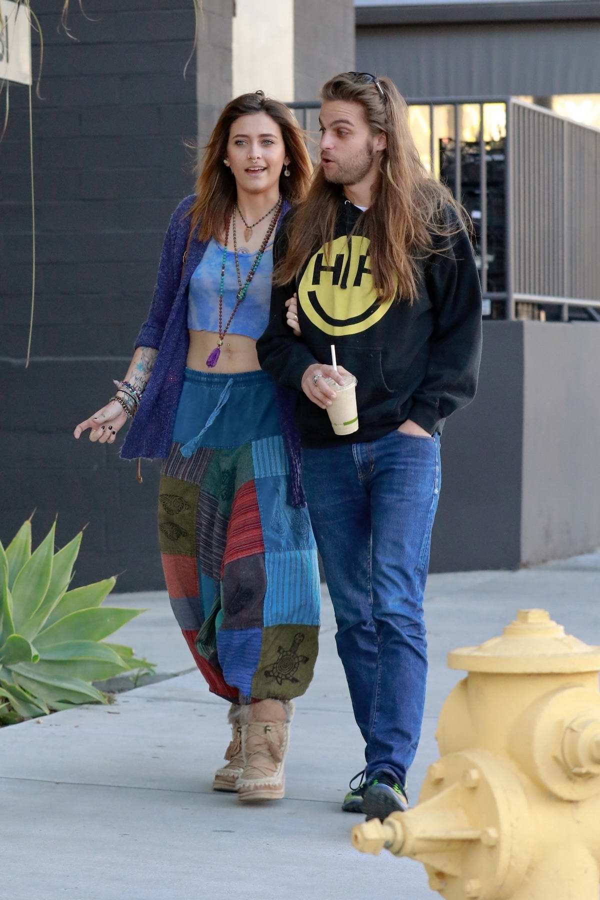 Paris Jackson and Gabriel Glenn walk arm in arm following lunch ...