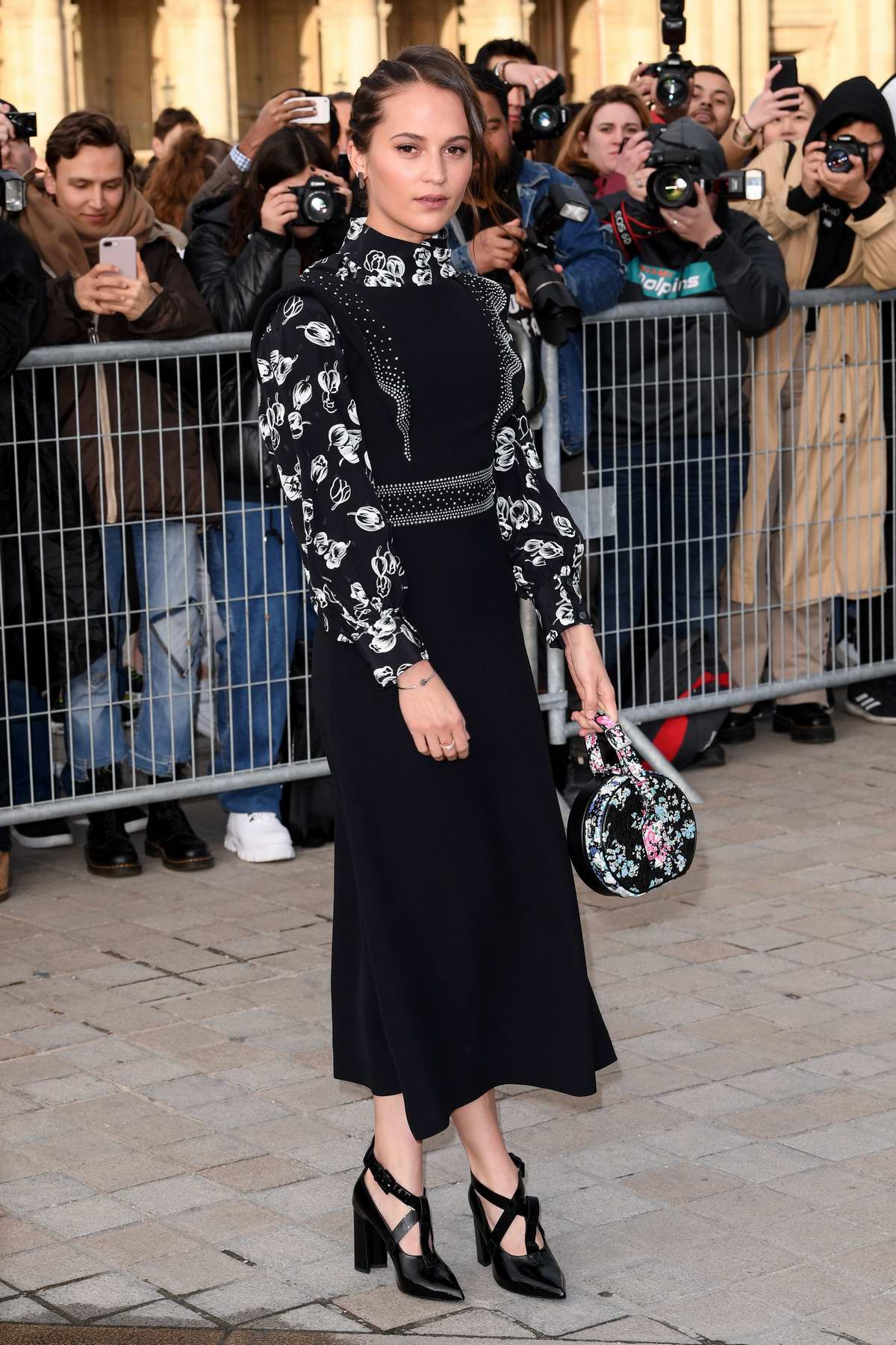 Alicia Vikander Louis Vuitton Fashion Show in Paris October 1, 2019 – Star  Style