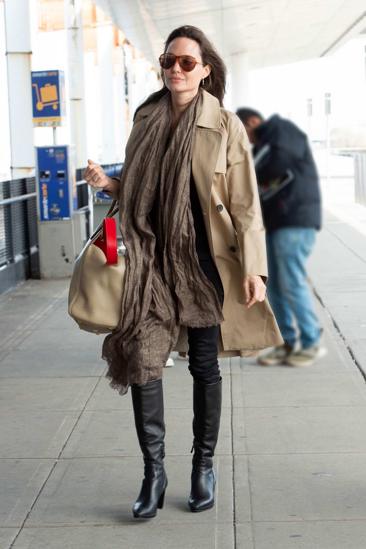 Angelina Jolie was spotted at JFK Airport on Friday afternoon after taking  a trip to New York City with all six of her…
