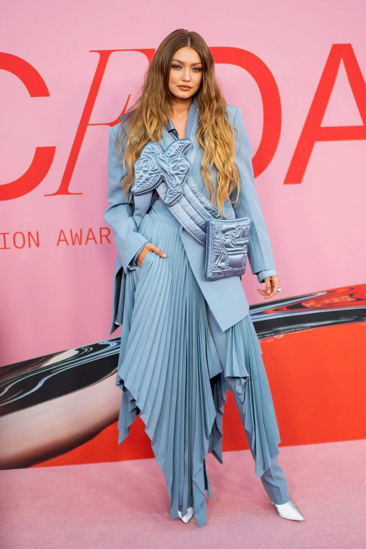 Gigi Hadid - Red Carpet Fashion Awards