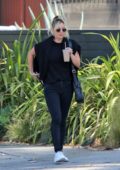 Kaley Cuoco steps out for an iced coffee with her sister Briana in Los Angeles