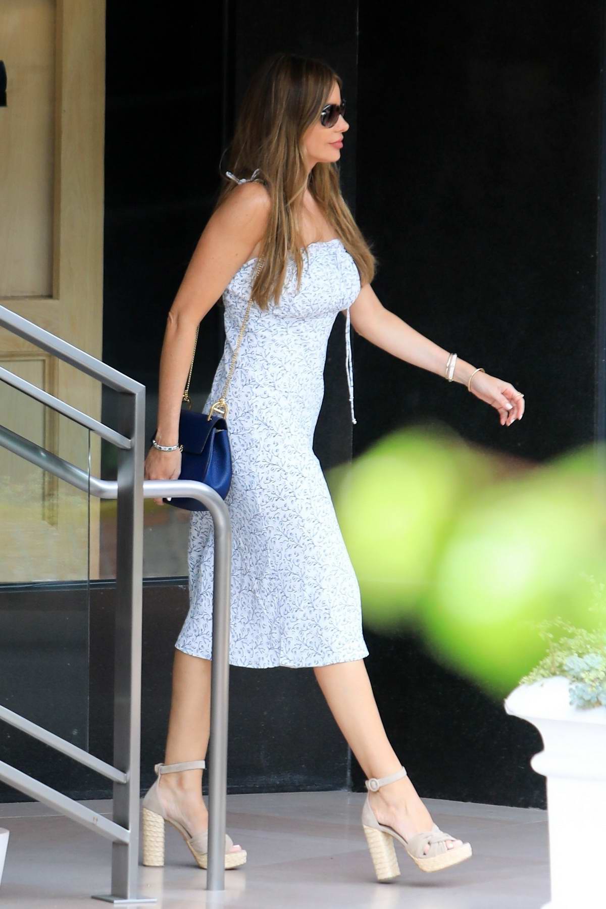 sofia vergara stops by kreation in beverly hills, los angeles-290619_3