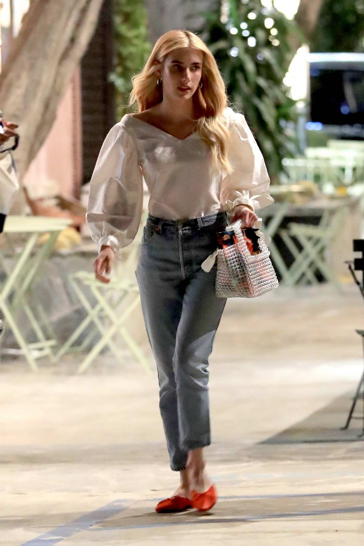 Emma Roberts Sports A New Blonde Look As She Leaves Nine Zero One Salon In West Hollywood Los Angeles 1