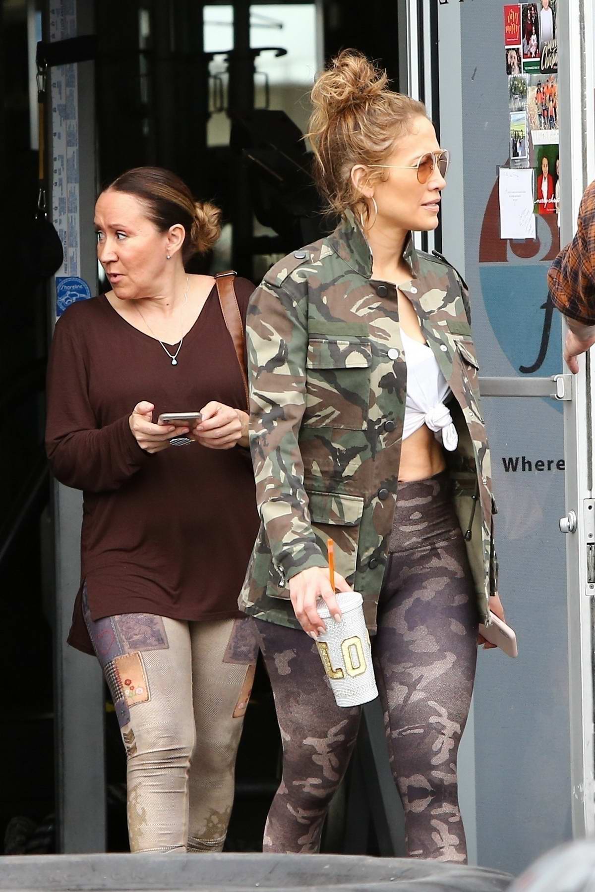 Celebrities Wearing Camo Leggings: Photos of Jennifer Lopez + More