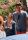 Alicia Vikander grabs lunch with friends before some shopping in Ibiza, Spain