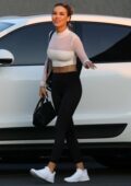 chrishell stause flashes her abs in a crop top and leggings as she heads  out of dance practice in los angeles-131020_2