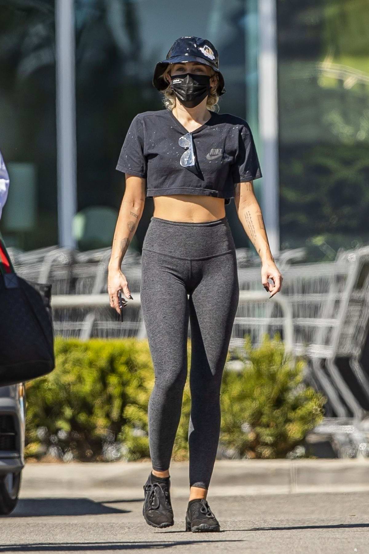 Chantel Jeffries displays her taut body in sports bra and legging shorts  while out for lunch