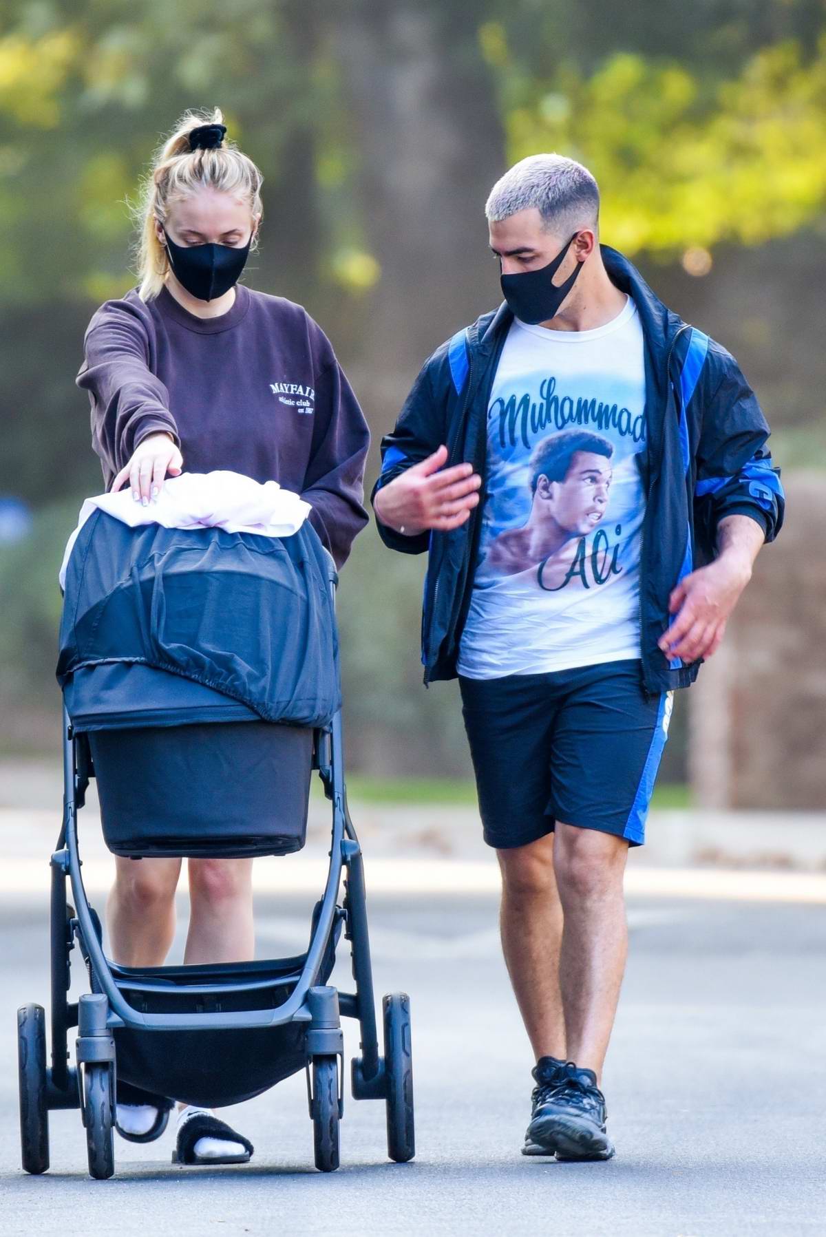 Sophie Turner & Joe Jonas Take Baby Willa for a Thanksgiving Walk