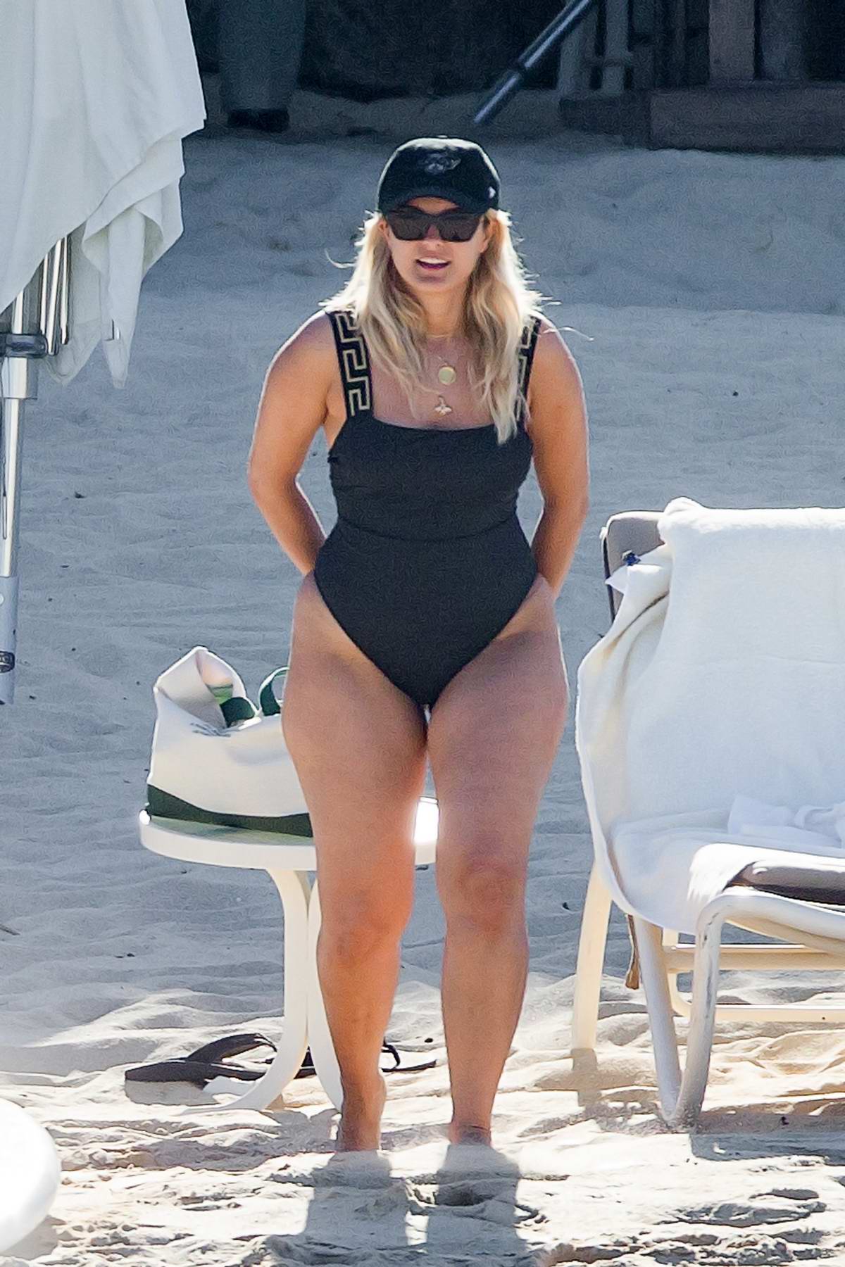 Bebe Rexha Shows Off Her Curves In A Black Swimsuit While Enjoying A Beach Day With Keyan Safyari In San Cabo Lucas Mexico 0411 11