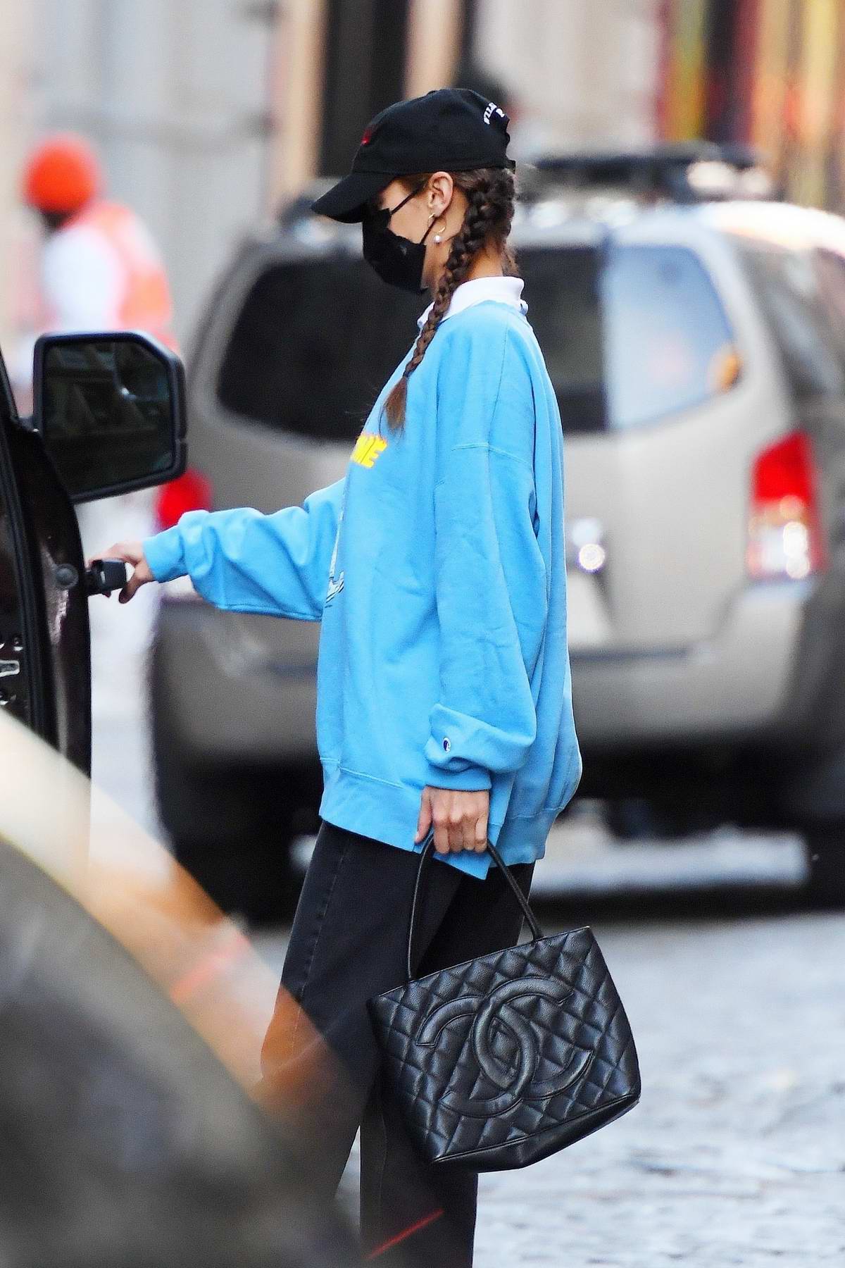 Instagram: Bella Hadid Carries Louis Vuitton Bag - HADIDSCLOSET