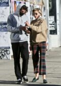 Jaime King enjoys her afternoon with her new boyfriend Sennett Devermont at the Flea Market in West Hollywood, California