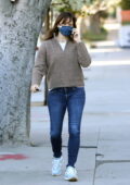 Jennifer Garner grabs a coffee before heading into her office in Santa Monica, California