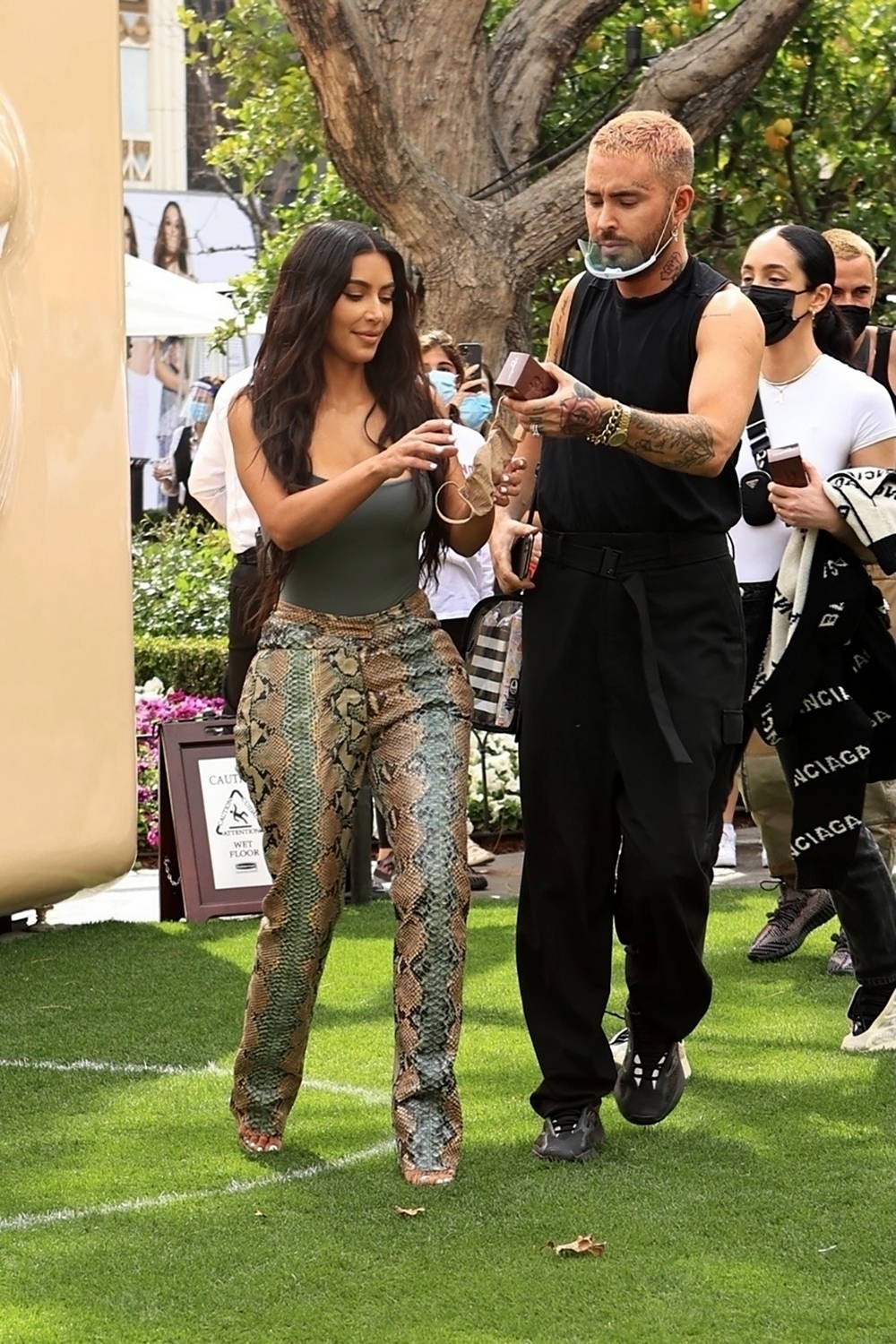 Kim Kardashian Shopping at the Grove in West Hollywood September 5