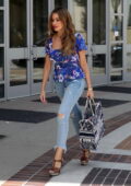 sofia vergara wears a knitted top and jeans while arriving at a taping of  america's got talent in los angeles-110421_8