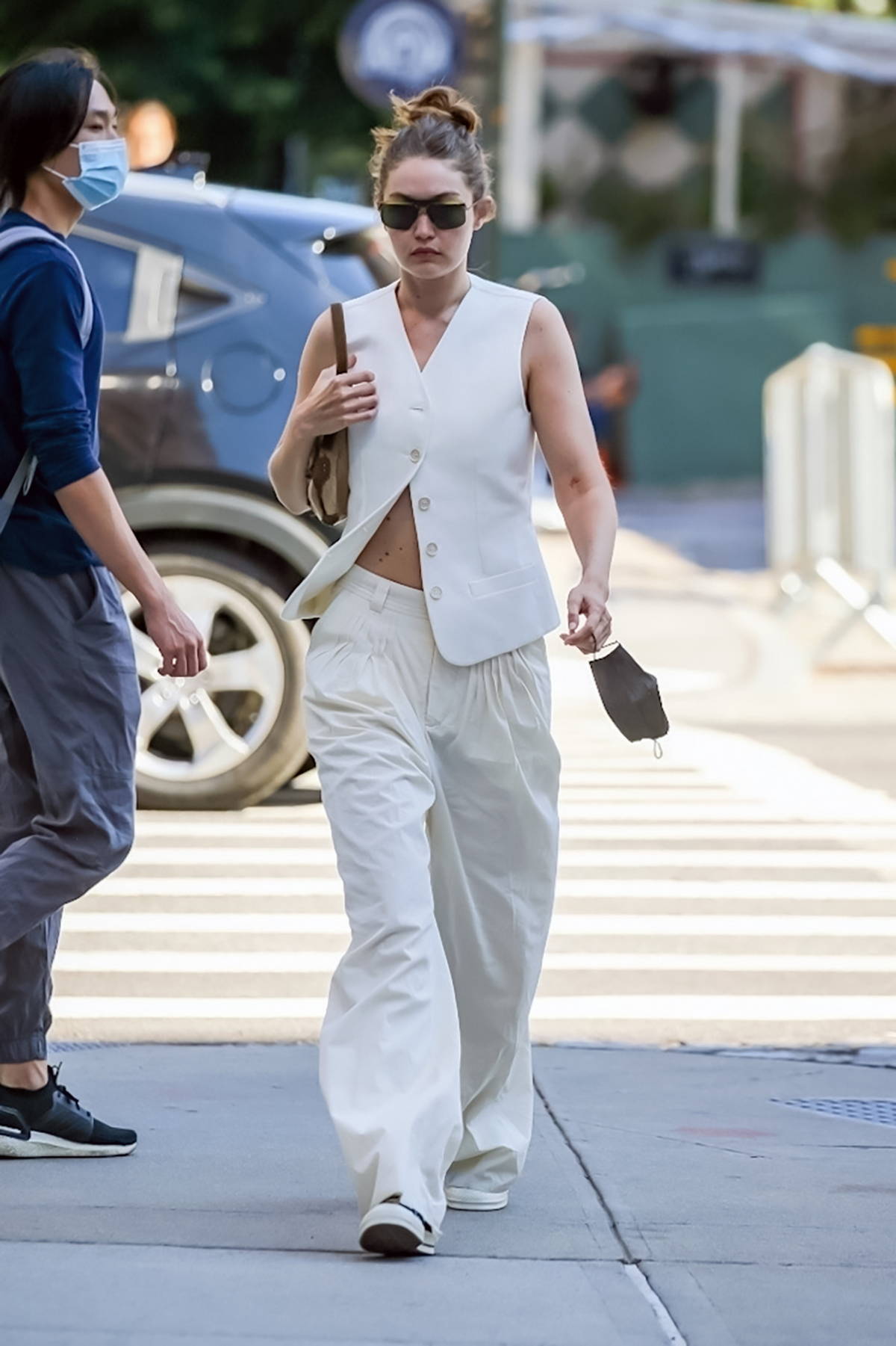 Gigi Hadid's Style: A Complete List Of Her Best Off-Duty Looks
