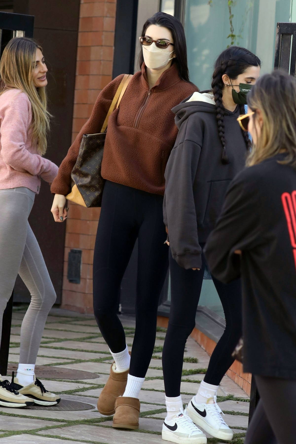 Hailey Beiber and Kendall Jenner do pilates before lunch with