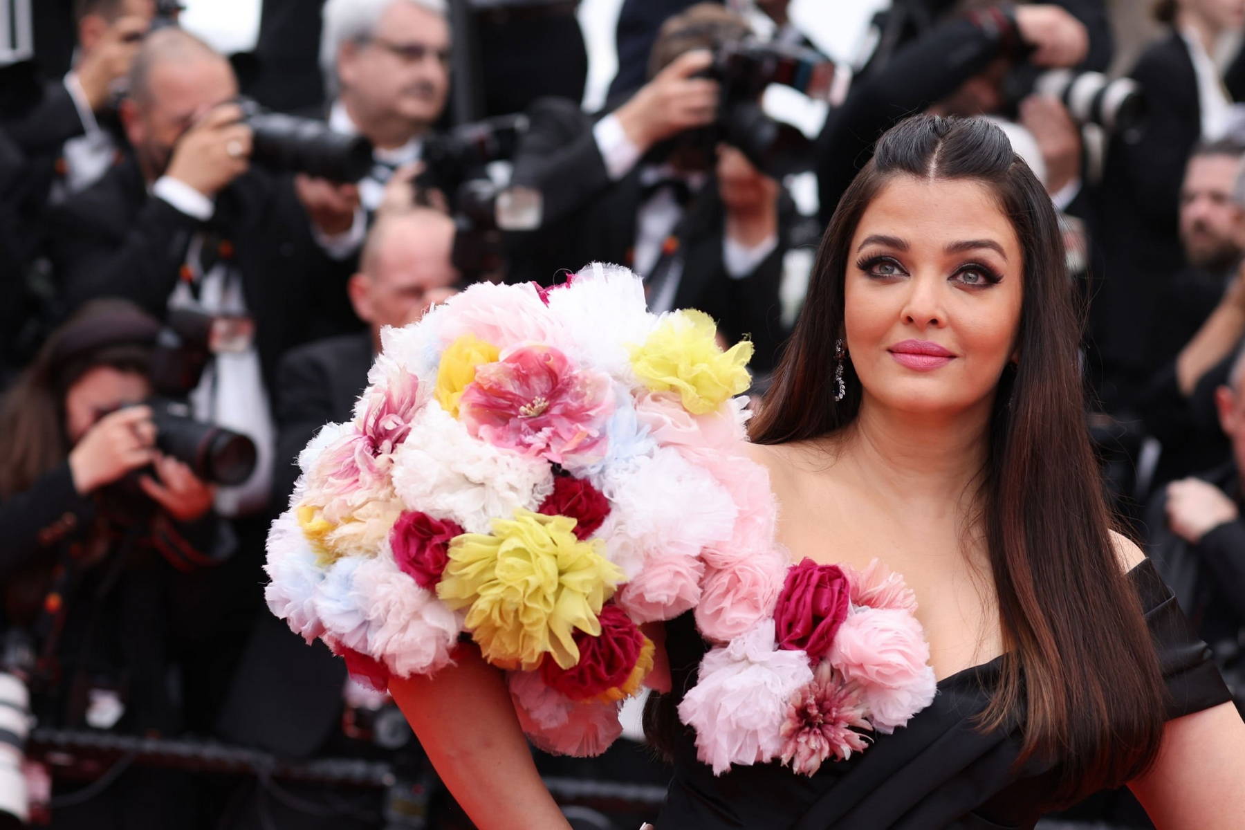 aishwarya rai bachchan attends the screening of 'top gun- maverick' during  the 75th cannes film festival in cannes, france-180522_13