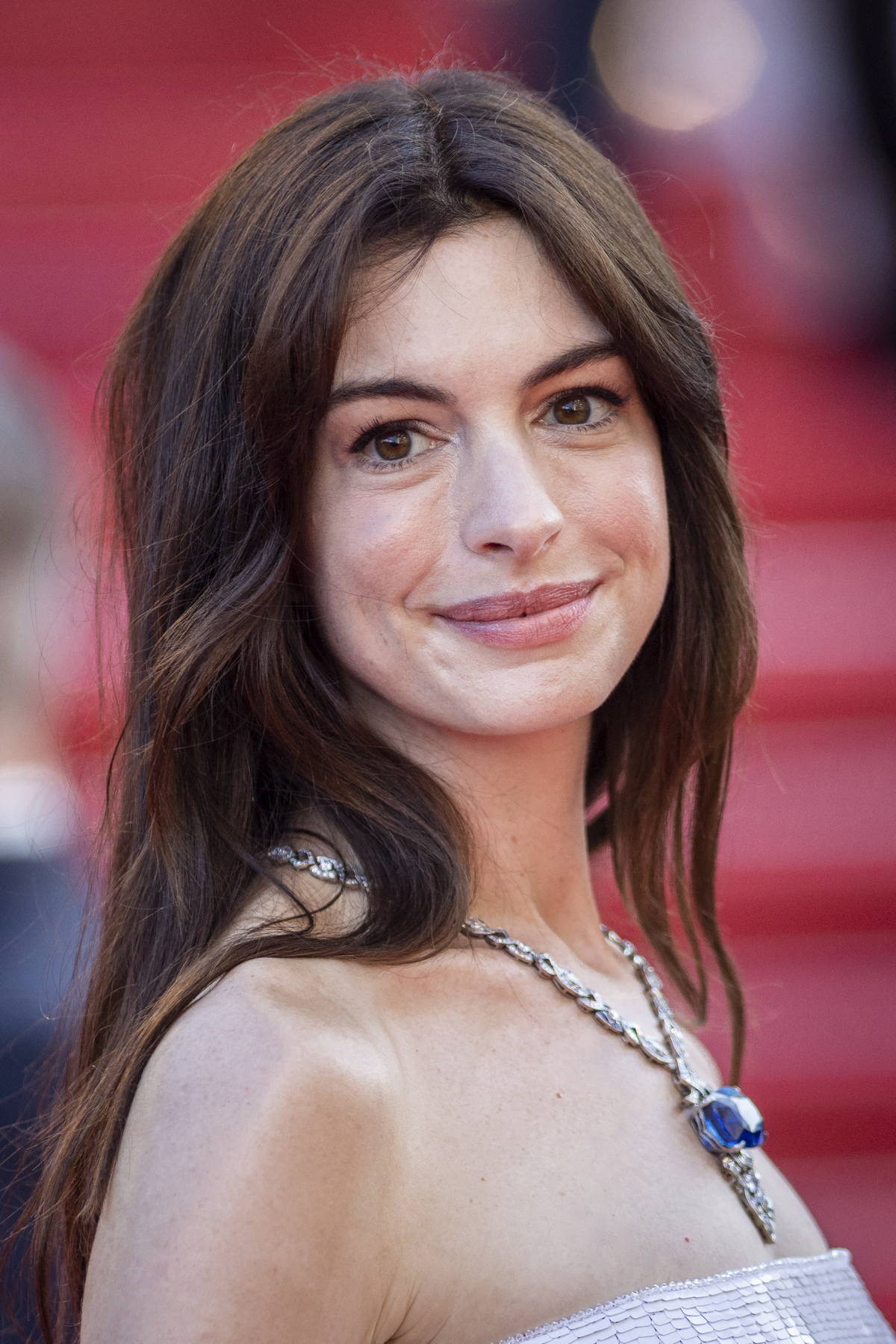 anne hathaway attends the screening of 'armageddon time' during the