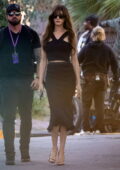 Anne Hathaway looks amazing in a black outfit while filming a scene with Nicholas Galitzine for 'The Idea of You' in Savannah, Georgia