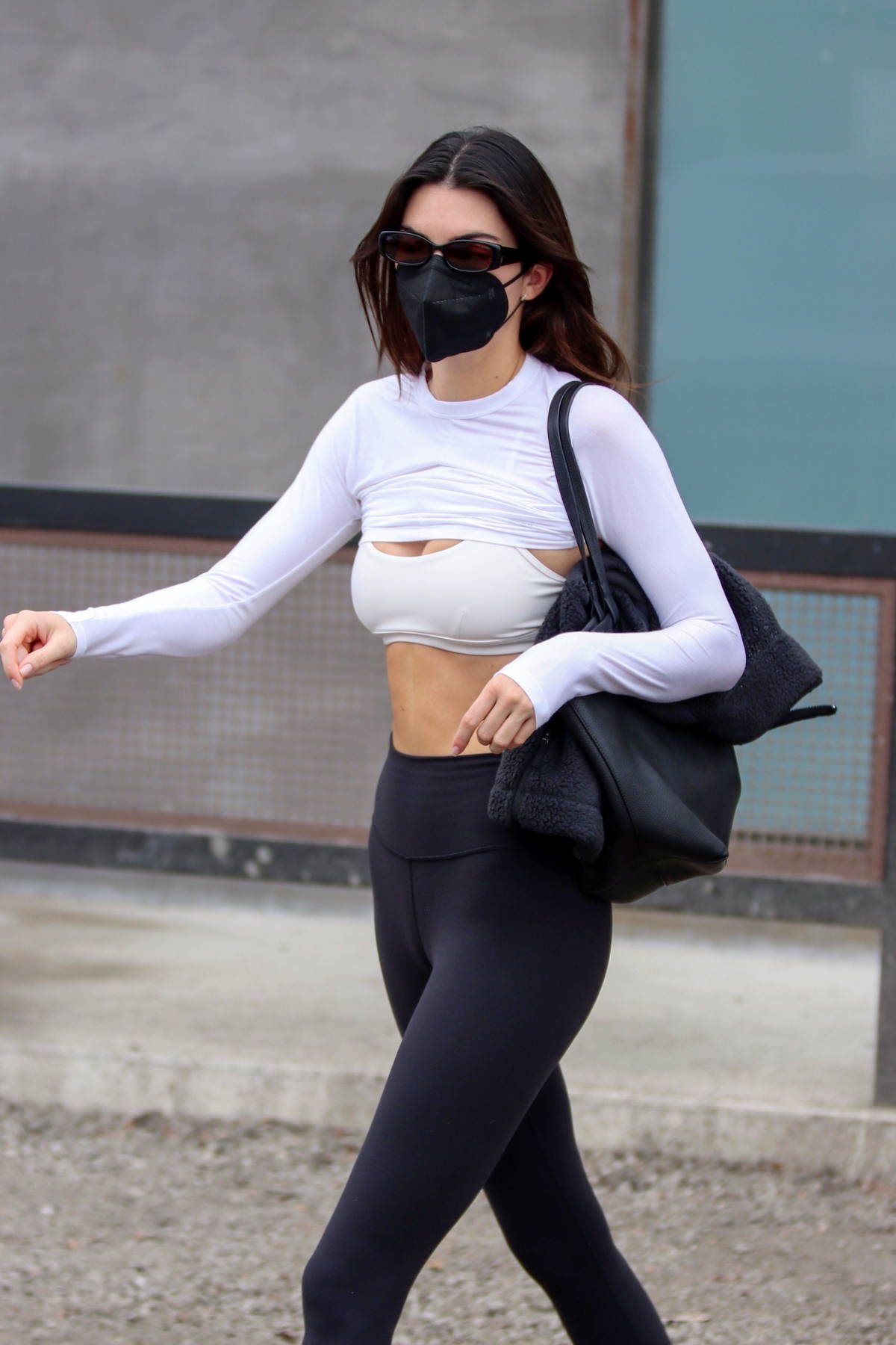 kendall jenner displays her incredible figure in sports bra and leggings as  she leaves a pilates class in west hollywood, california-101022_17