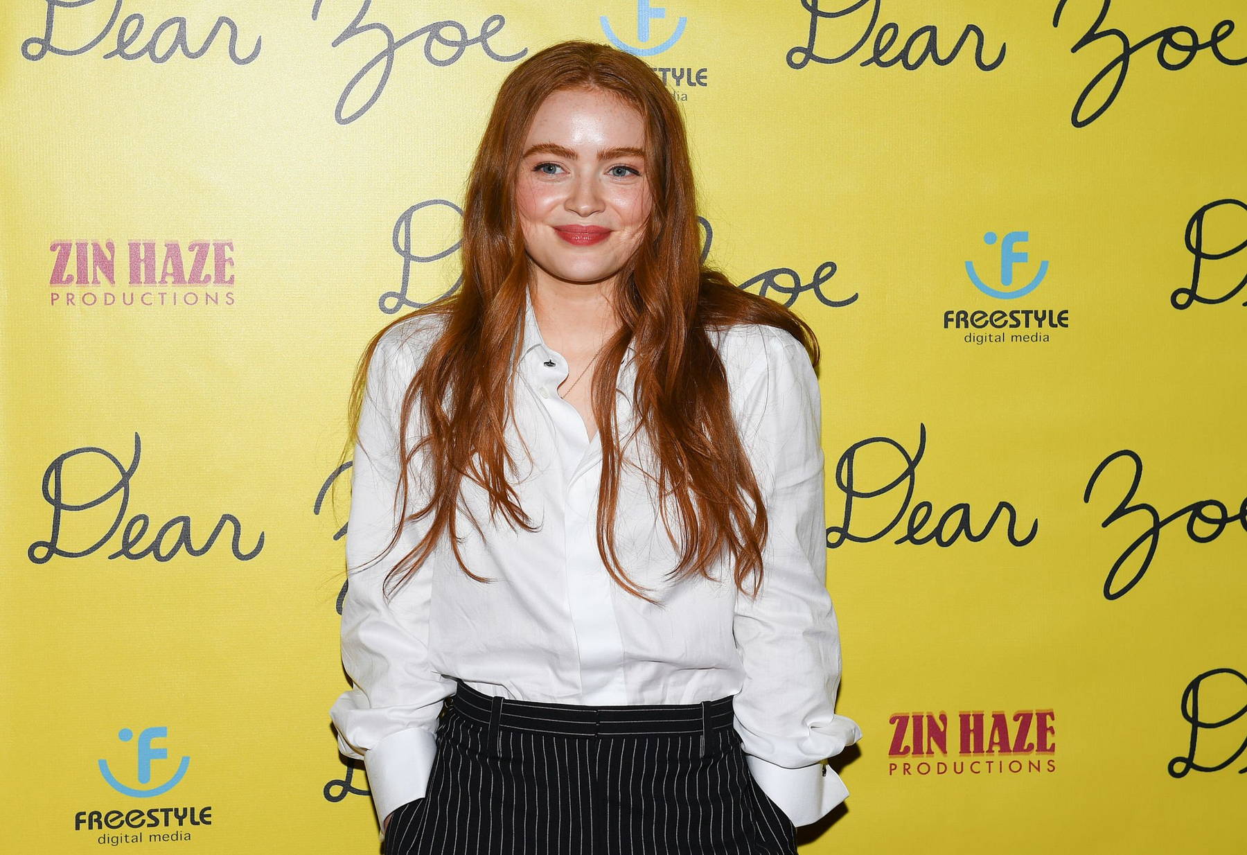 sadie sink attends the premiere of 'dear zoe' in pittsburgh