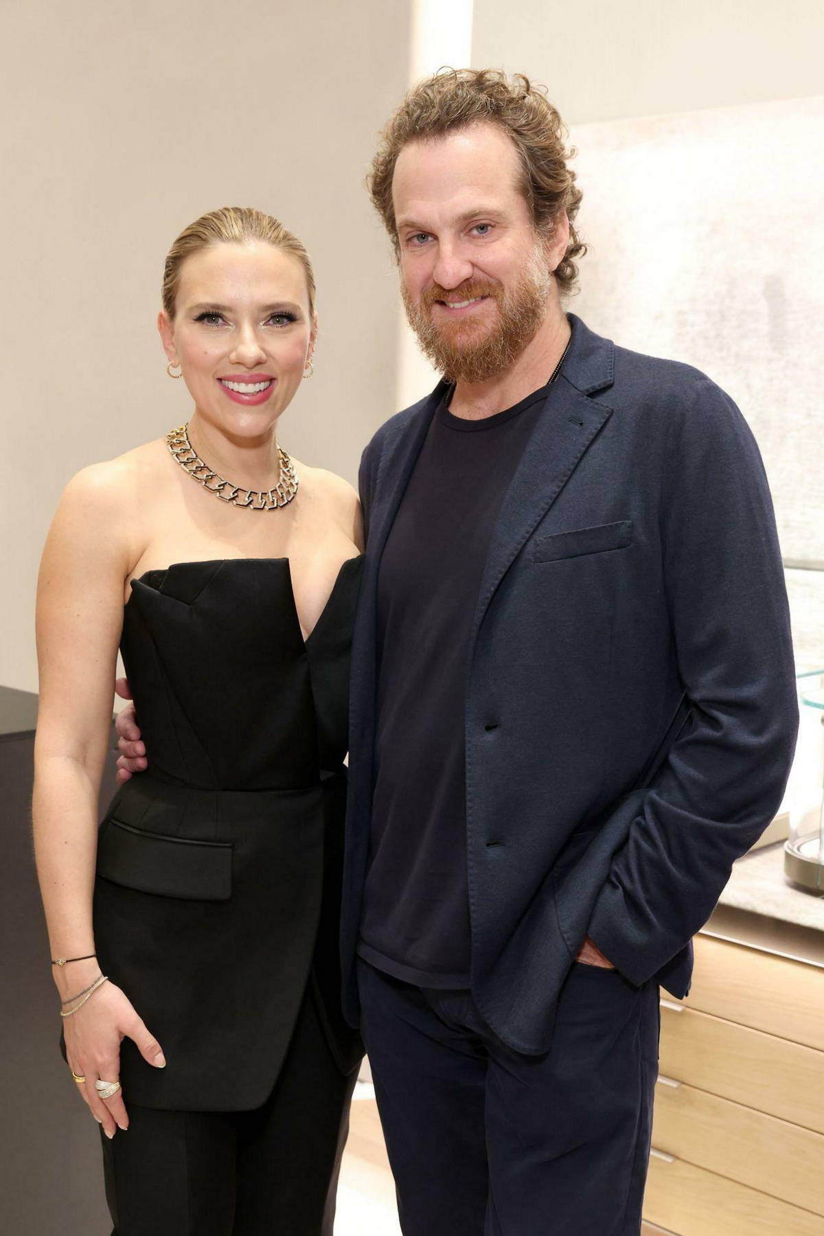 scarlett johansson attends an event hosted by david yurman in support of lower eastside girls club in new york city-021122_22