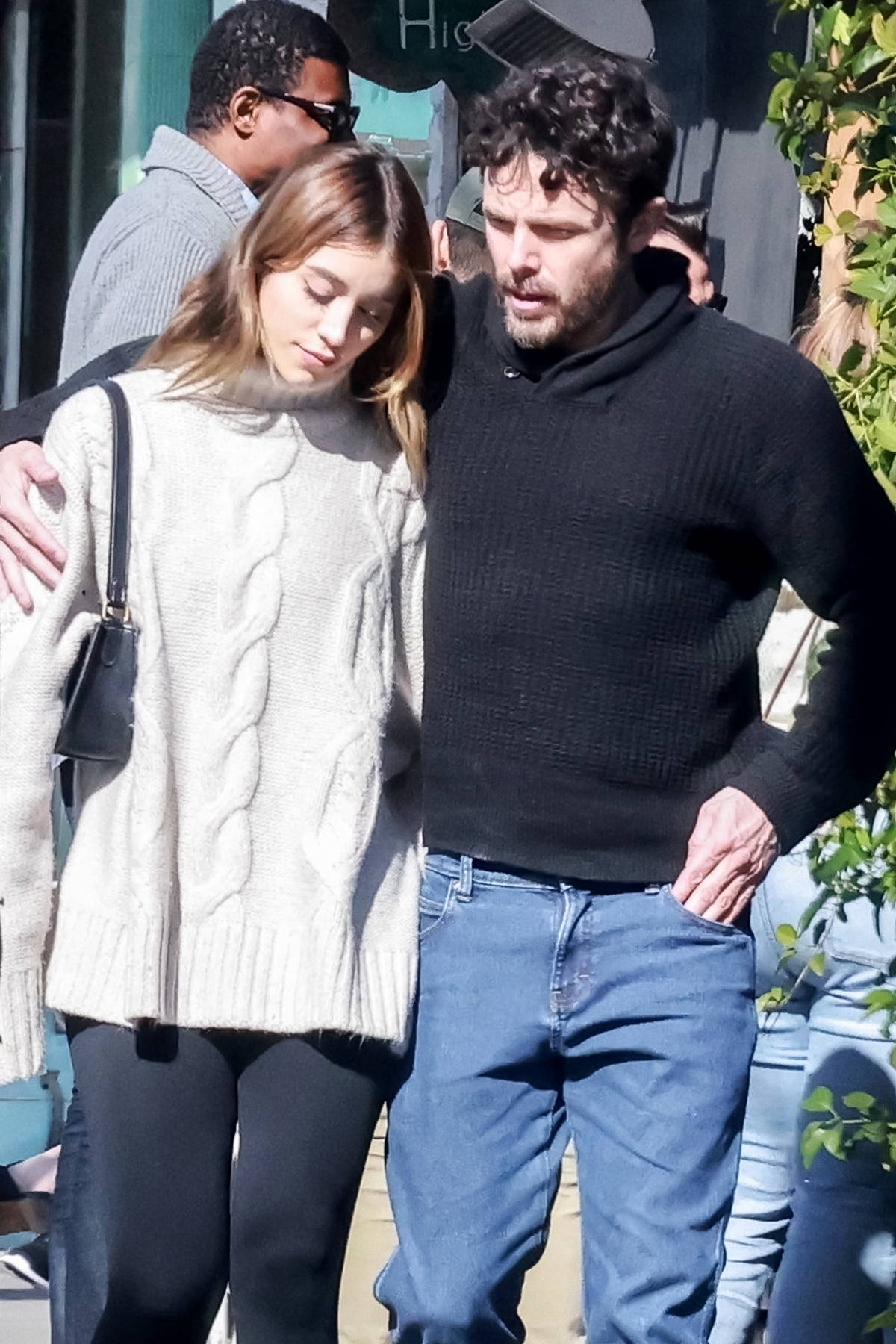 Casey Affleck, Caylee Cowan pack on PDA as they step out in LA