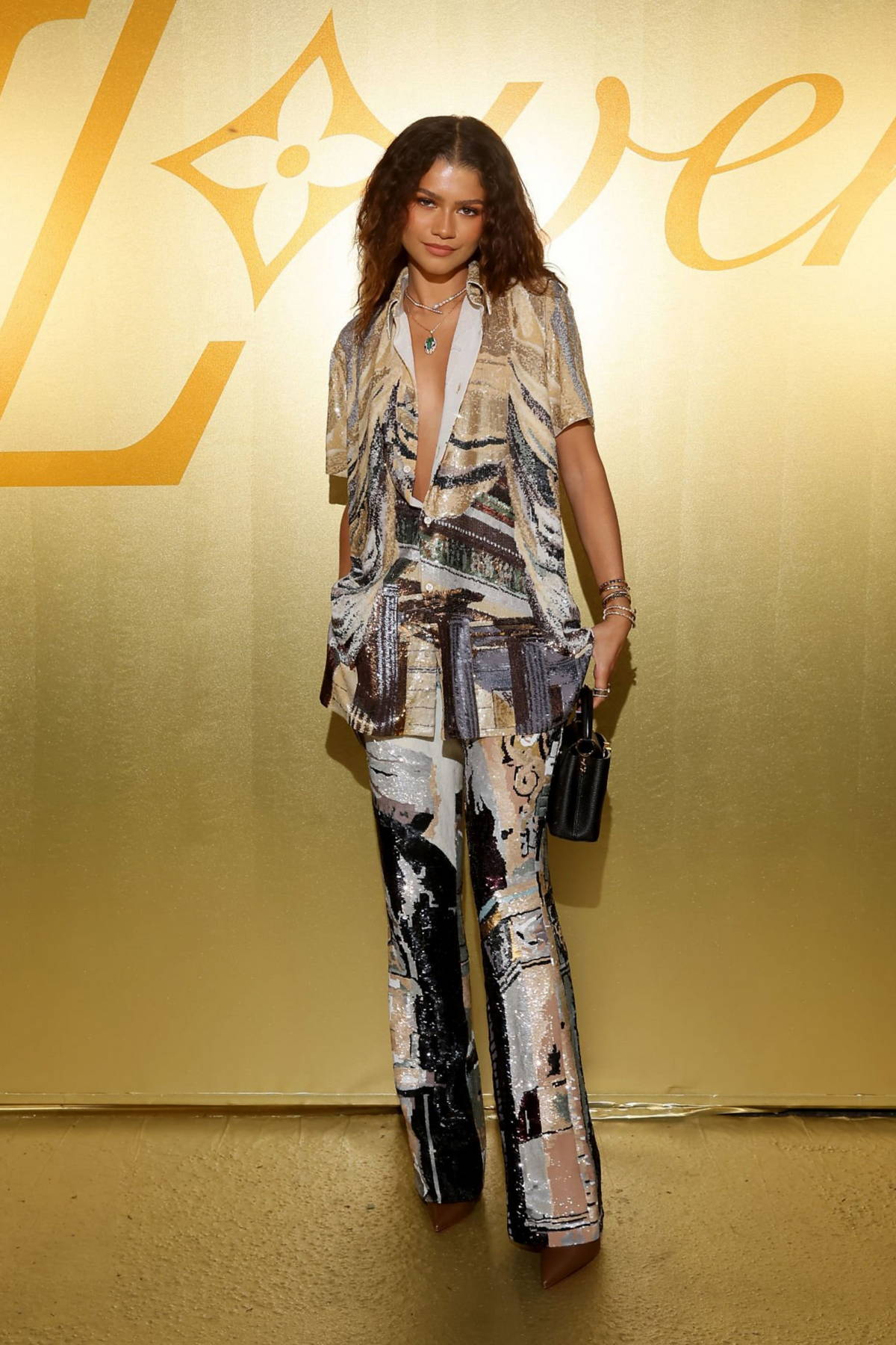 Zendaya attends the Louis Vuitton Menswear SS 2024 show during Paris  Fashion Week in Paris, France-200623_21