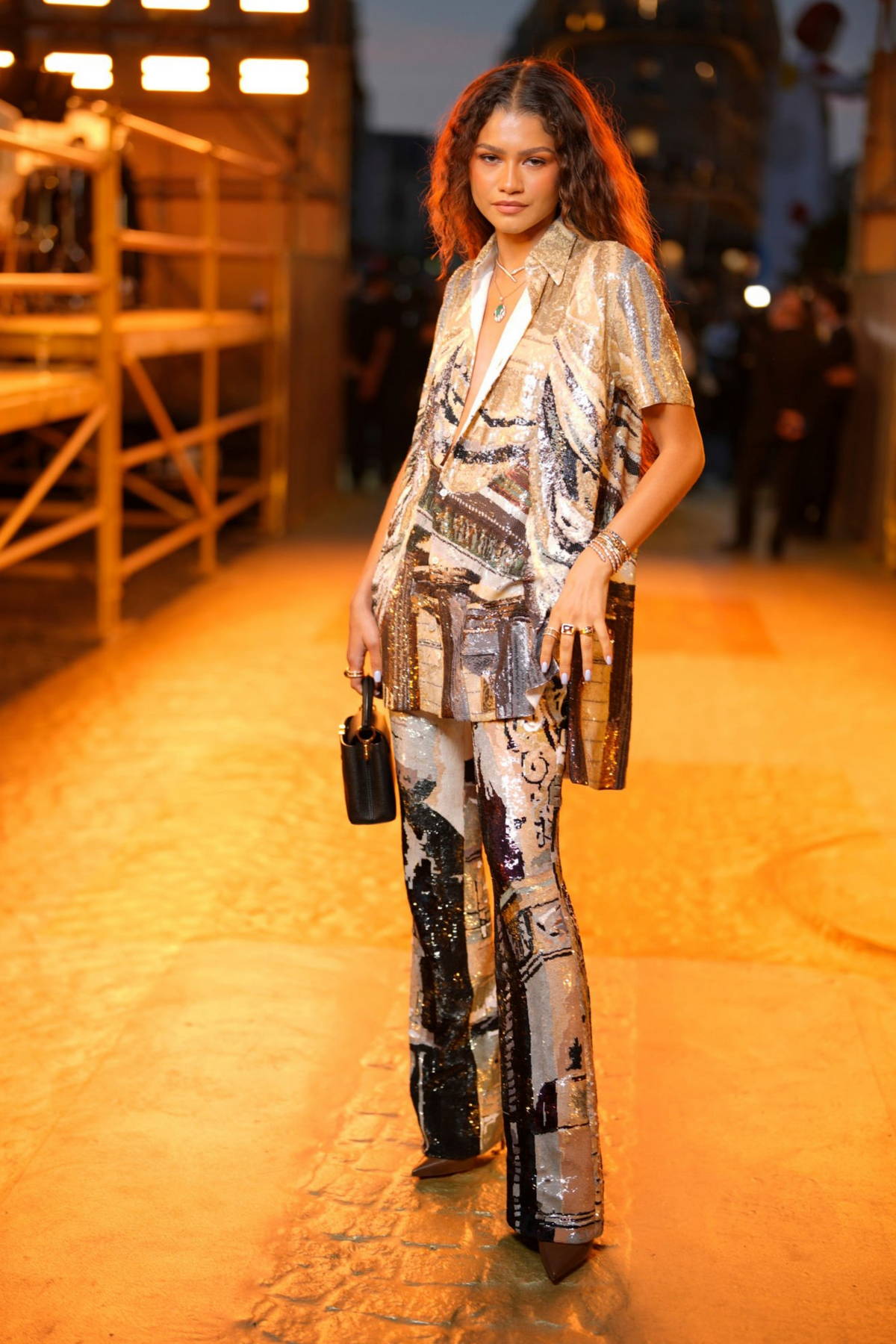 Zendaya Sparkles at Louis Vuitton Spring 2024 Menswear Show in Paris – WWD