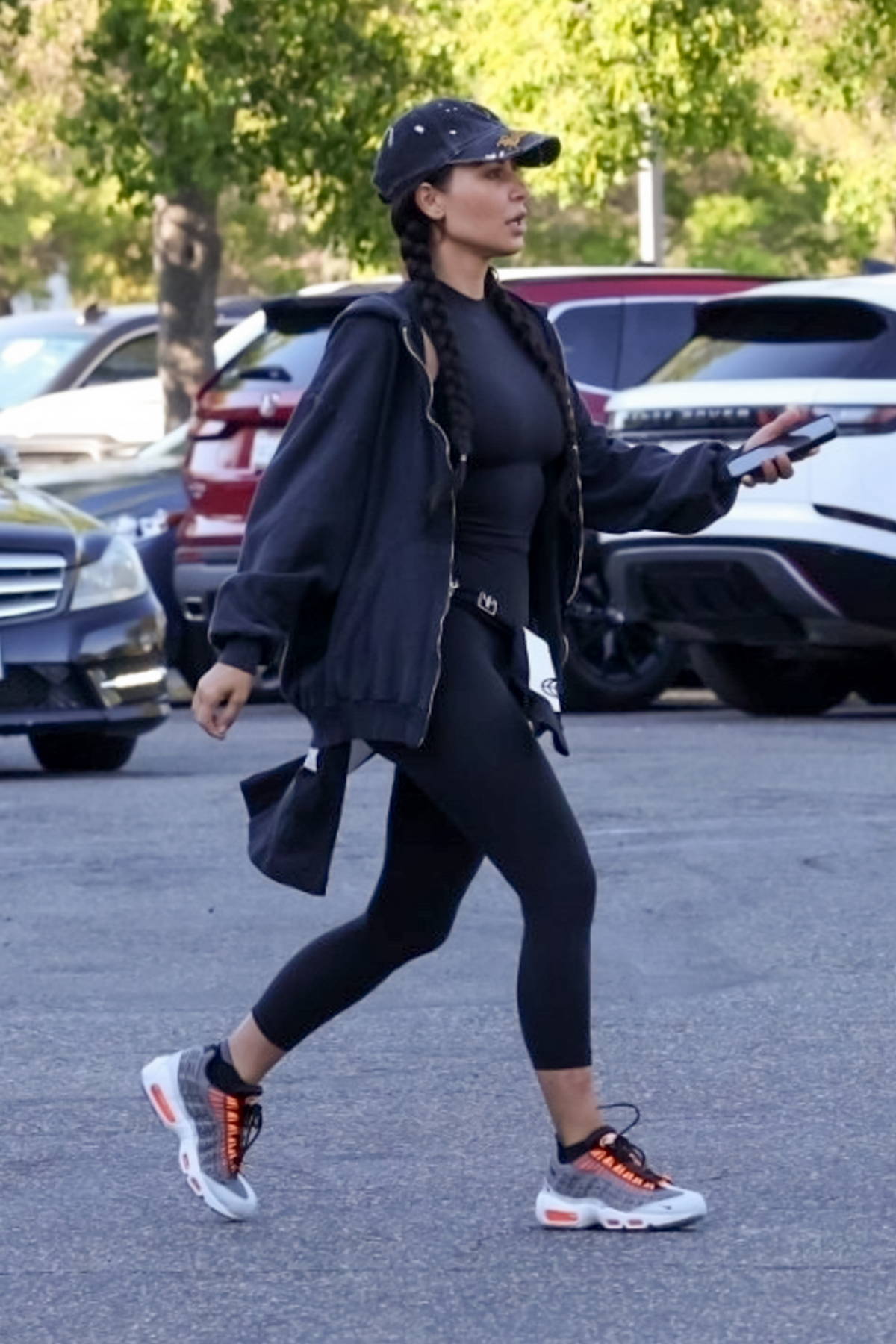 08/04/2023 Kim Kardashian in Los Angeles on August 4, 2023 Kim Kardashian  took her daughter North and the 10-year-old's basketball team to…