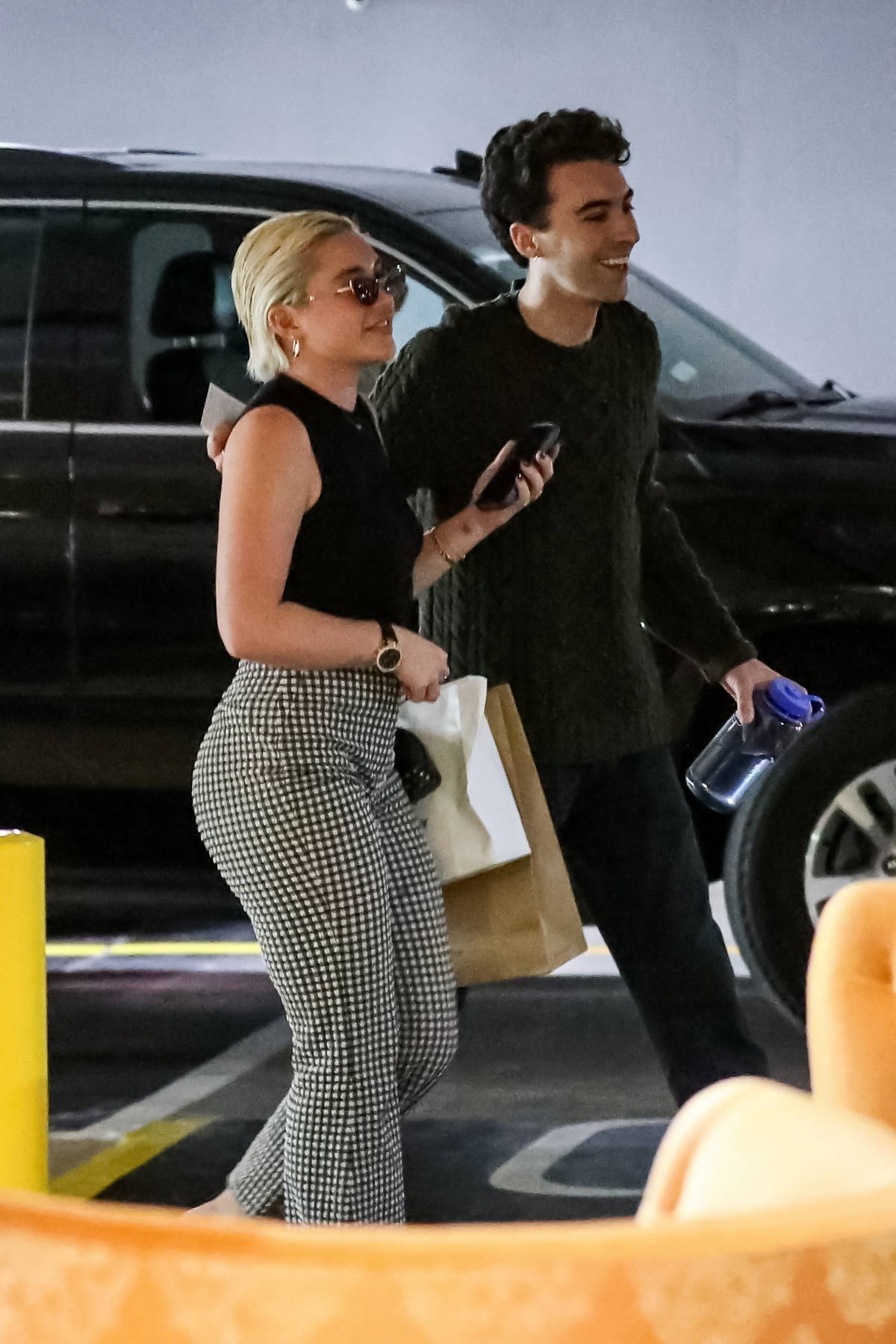 Florence Pugh Is A Vision In Curve-Hugging Checkered Pants While Solo  Shopping In Beverly Hills As Fans Say 'She Looks So Good' - SHEfinds