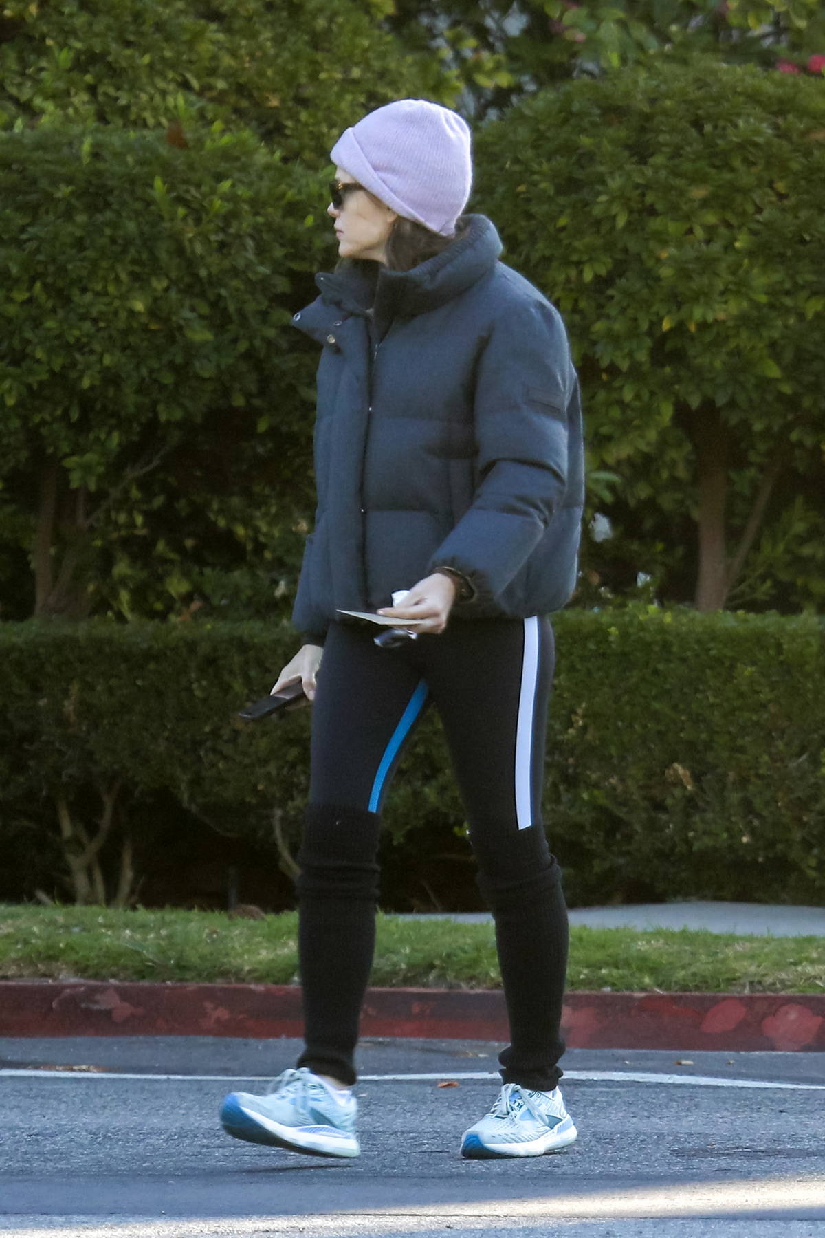 Jennifer Garner wears a teddy jacket with leggings and leg warmers