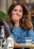 Jenna Coleman is all smiles while enjoying an alfresco lunch with Antonia Desplat in London, England