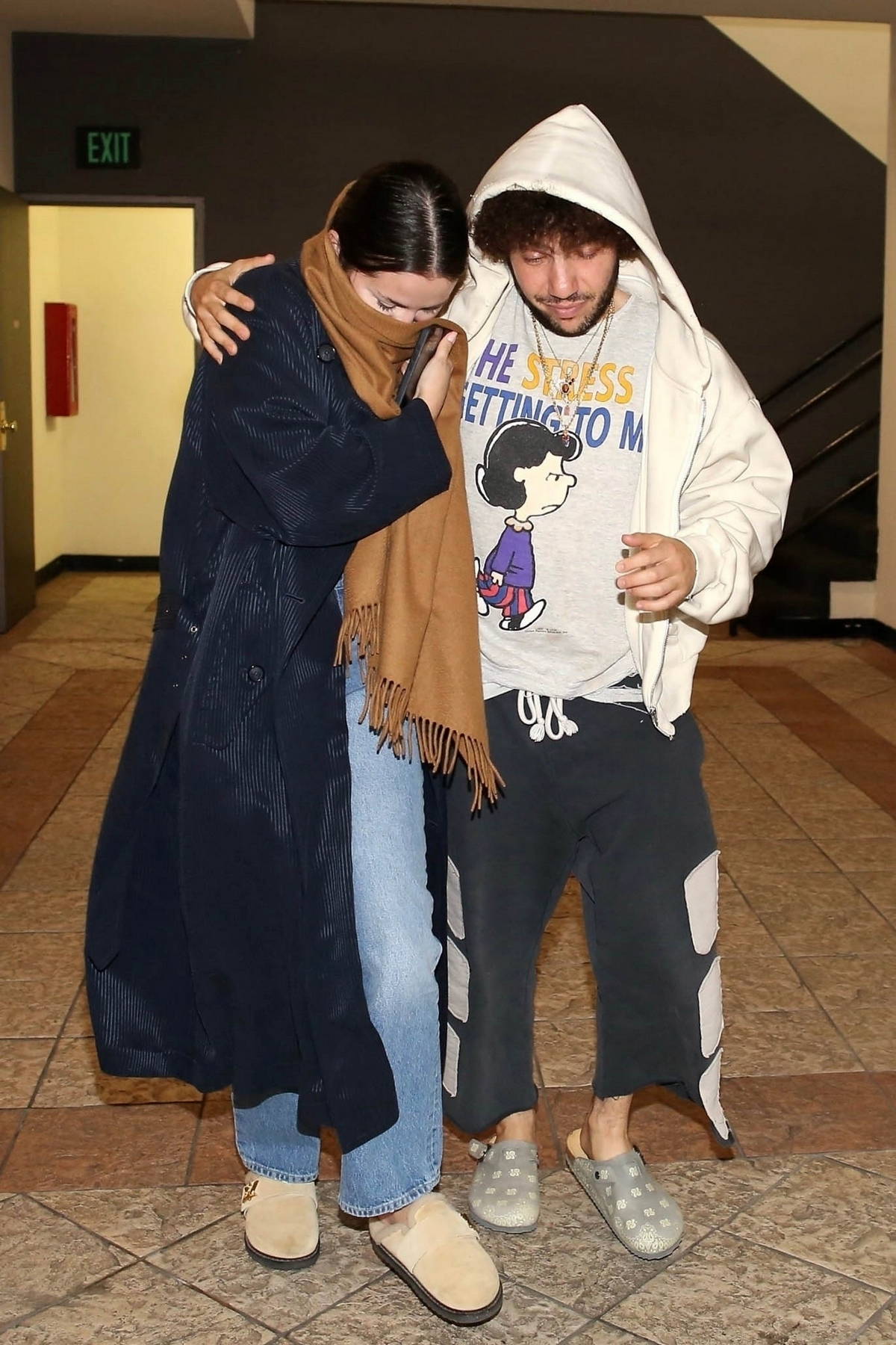 Selena Gomez tries to keep a low profile during a date night with boyfriend Benny Blanco at Sushi Park in West Hollywood, California